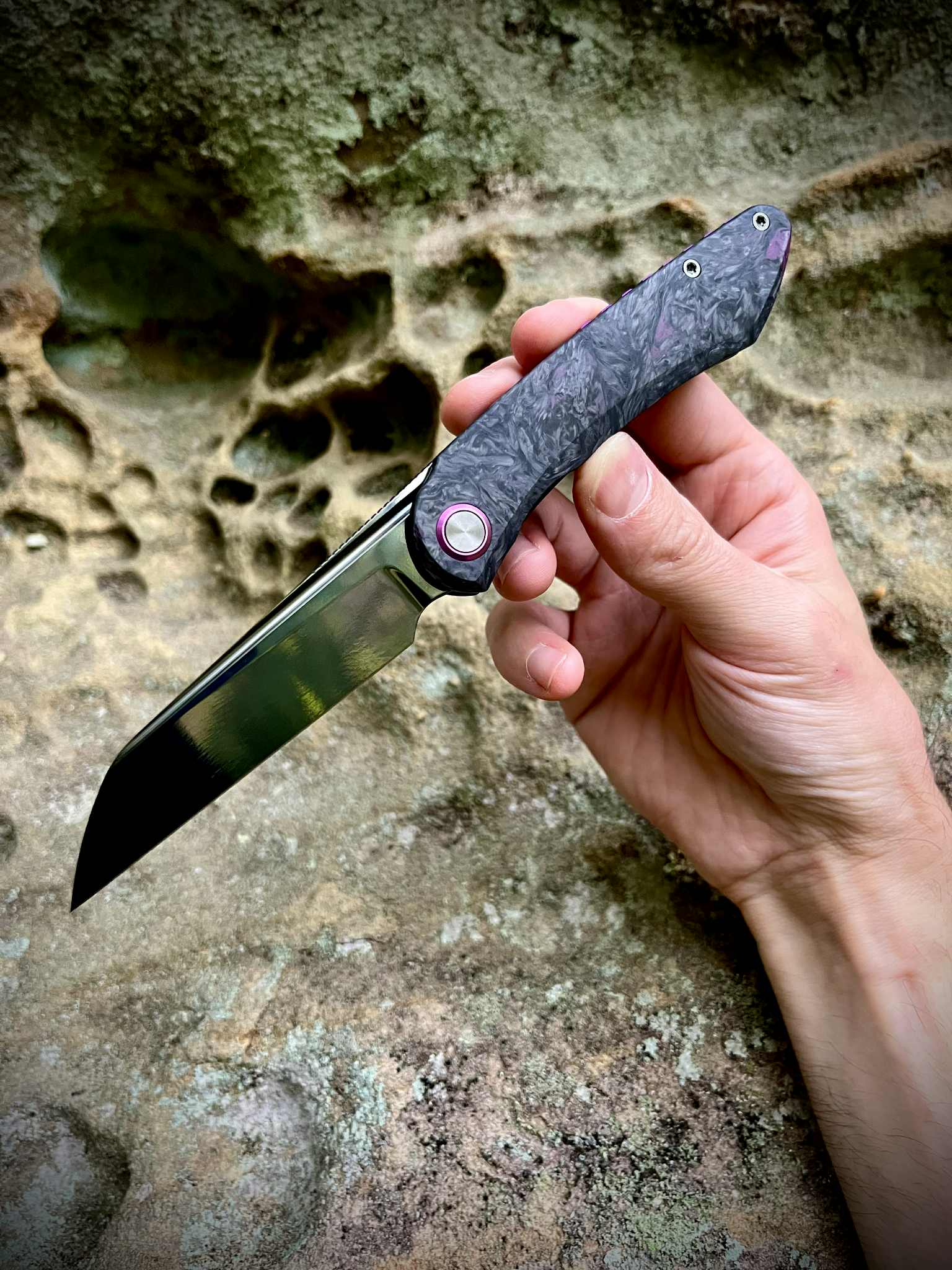 PRE-ORDER: Graviton "Void"